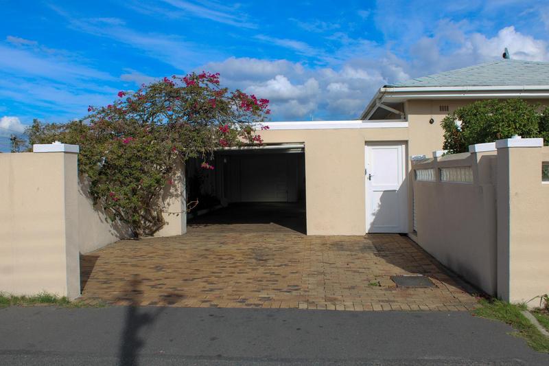 3 Bedroom Property for Sale in Belgravia Western Cape